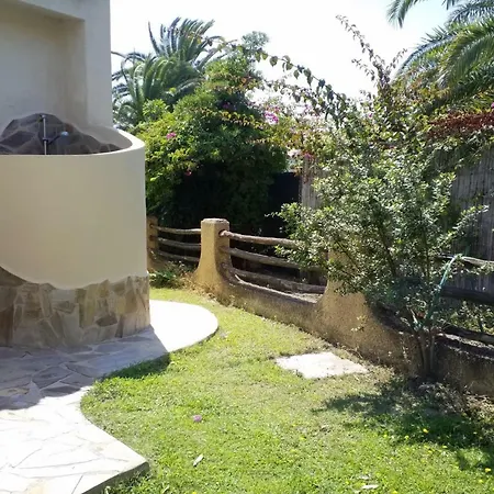 Con Giardino A Due Passi Dal Mare Semesterbostad