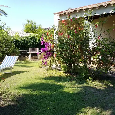 Holiday home Con Giardino A Due Passi Dal Mare *